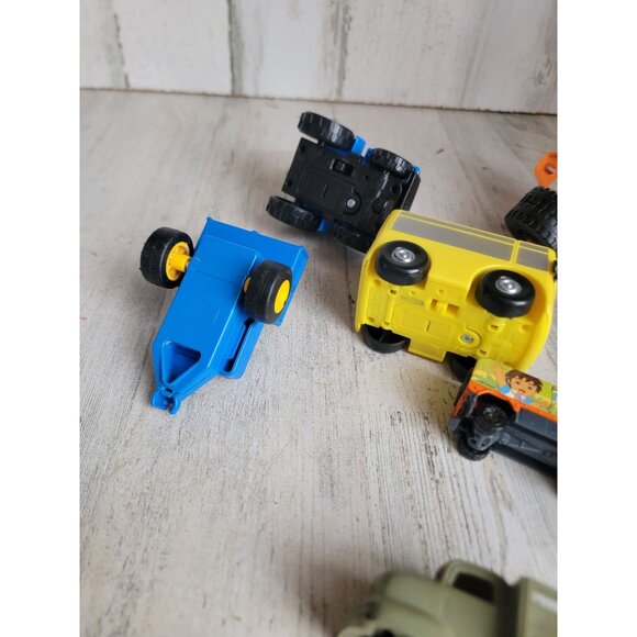 School bus tractor farm vehicles toy accessory set work diego - Picture 8 of 9